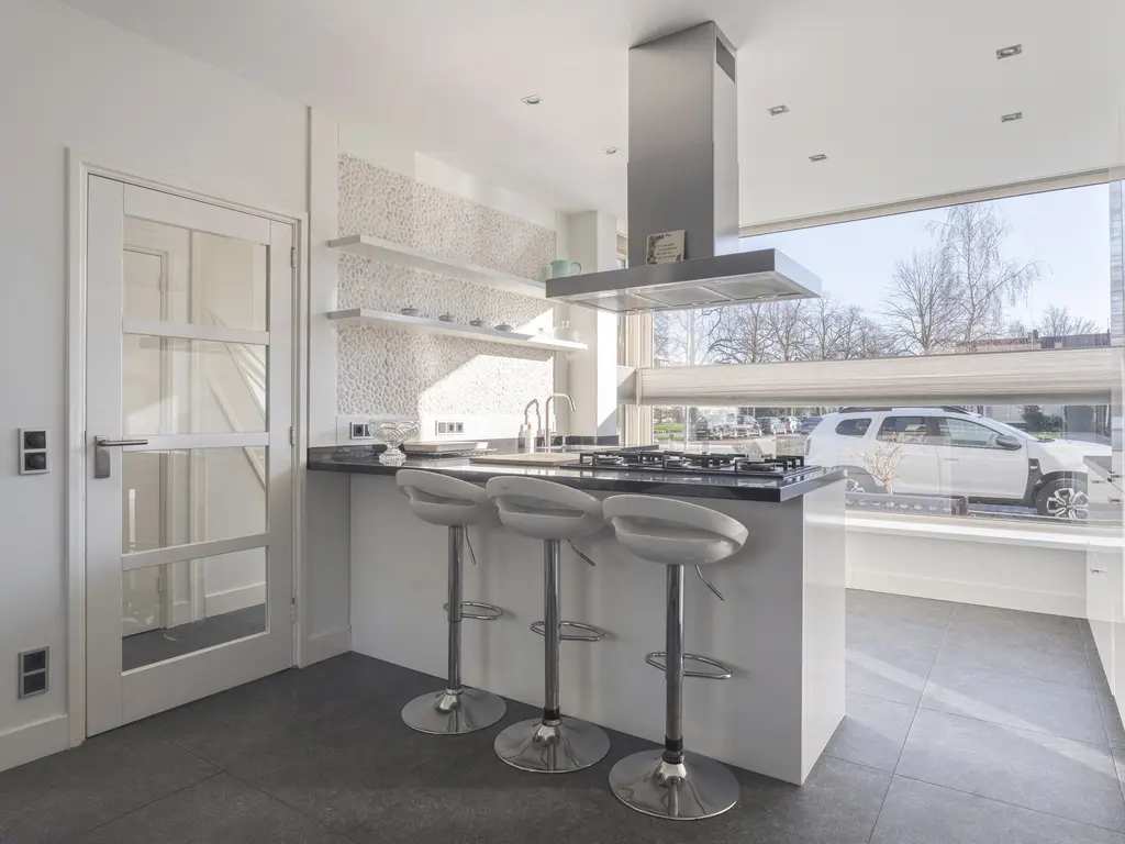 Dronenweg 1, BODEGRAVEN