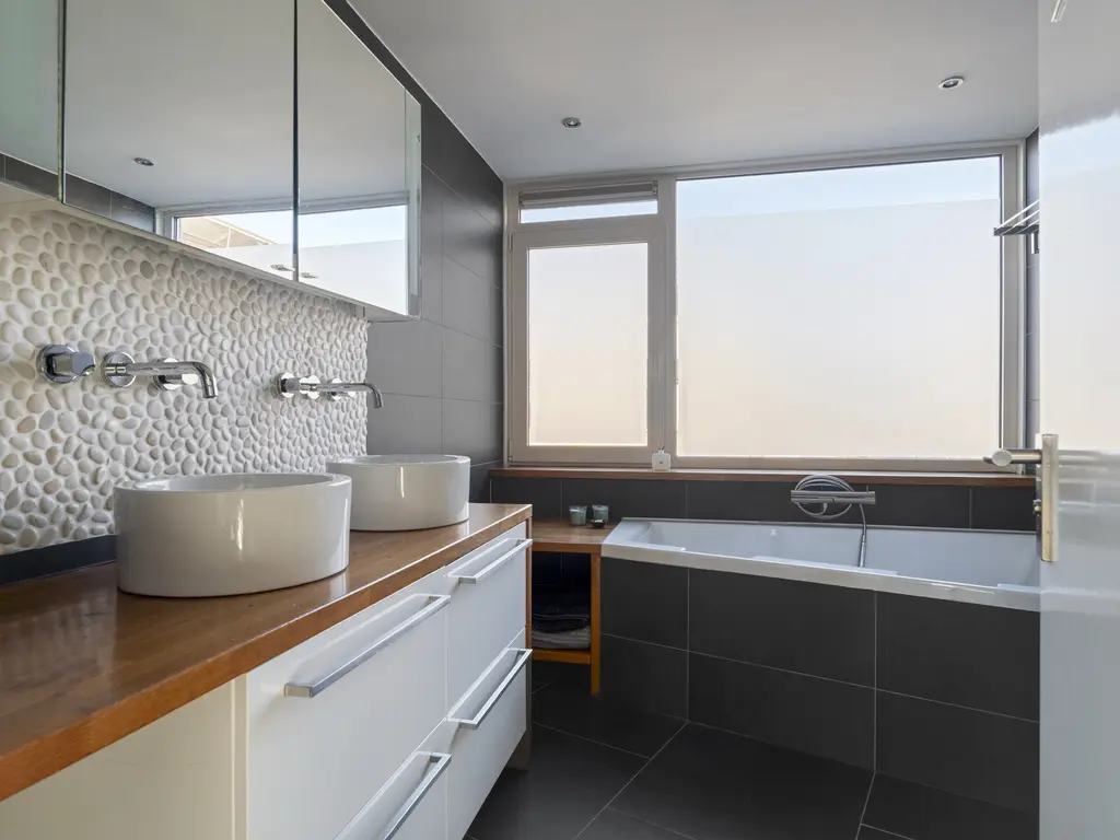 Dronenweg 1, BODEGRAVEN