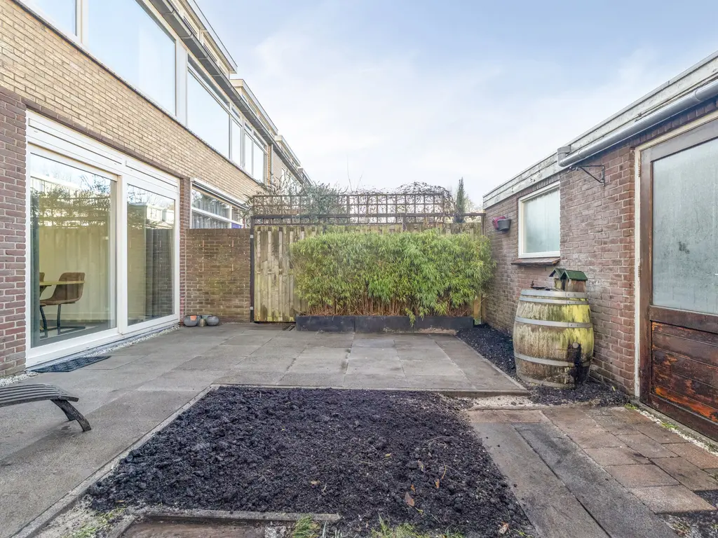 Dronenweg 1, BODEGRAVEN