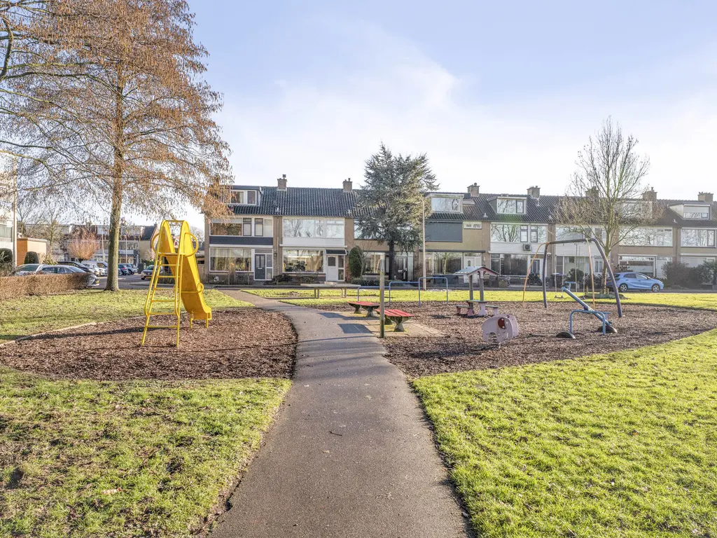 Dronenweg 1, BODEGRAVEN