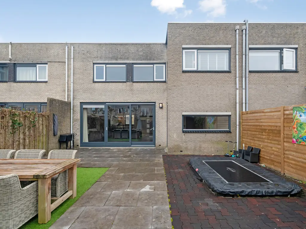 Brussellaan 8, WOERDEN