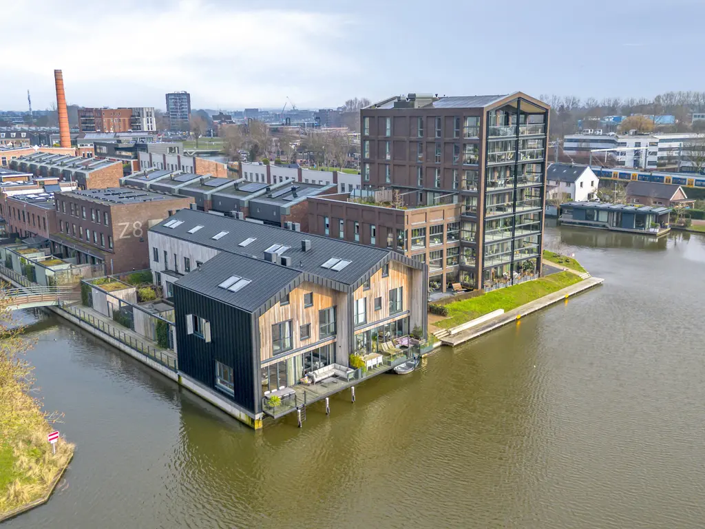 Defensie-eiland 158, WOERDEN