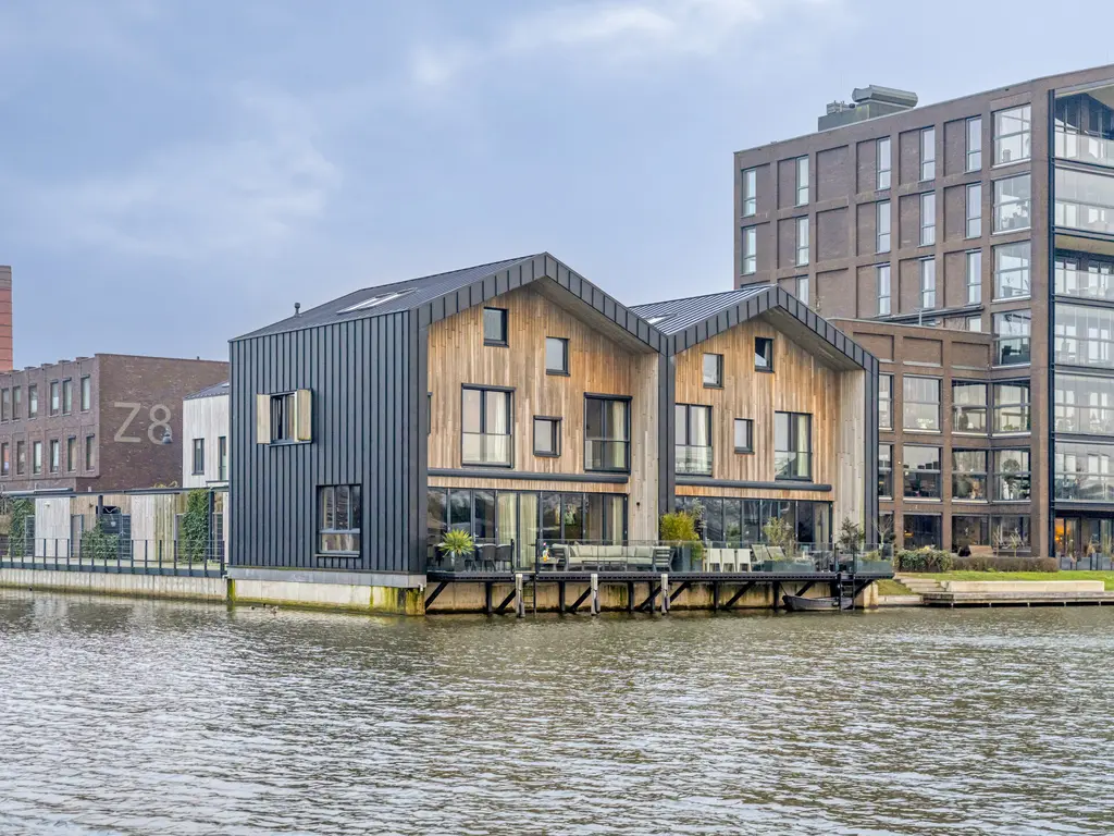 Defensie-eiland 158, WOERDEN