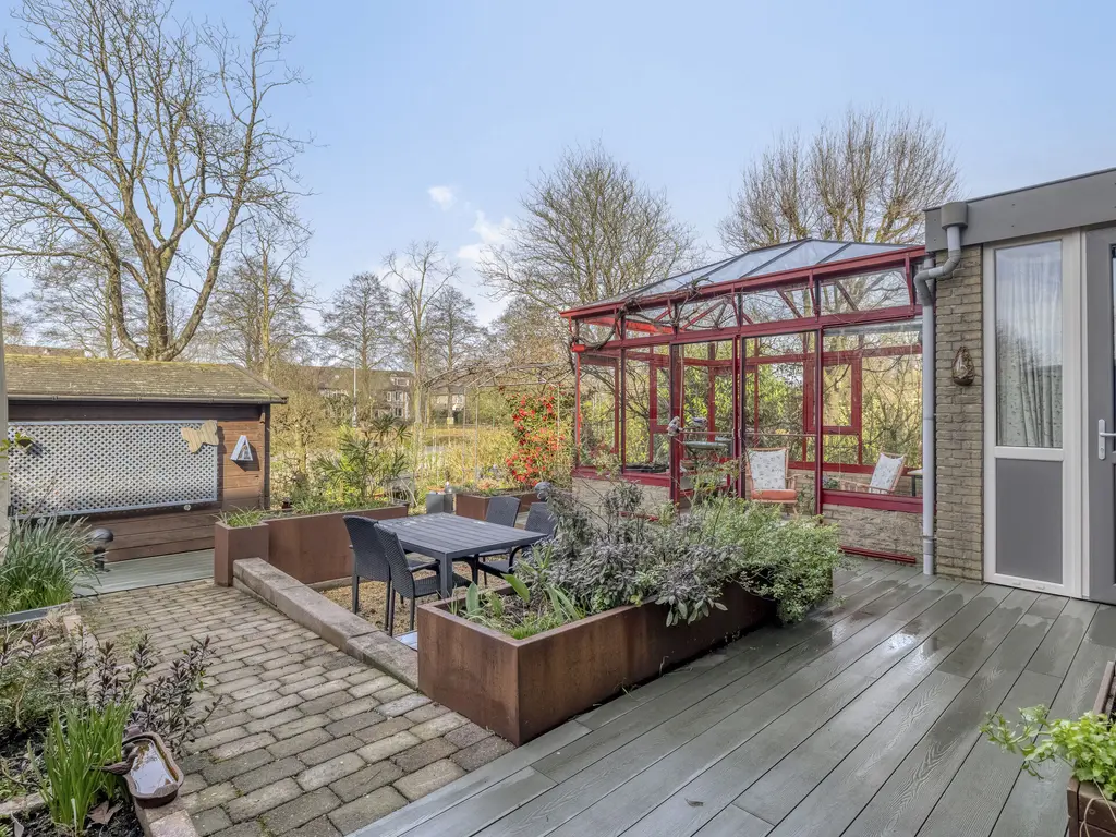 Maasoord 11, WOERDEN