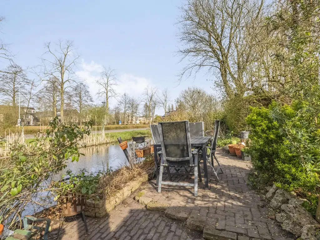 Maasoord 11, WOERDEN