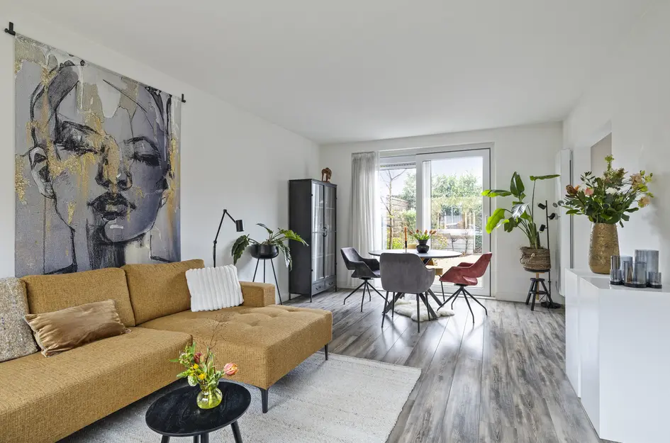 Nicolaas Maesstraat 25