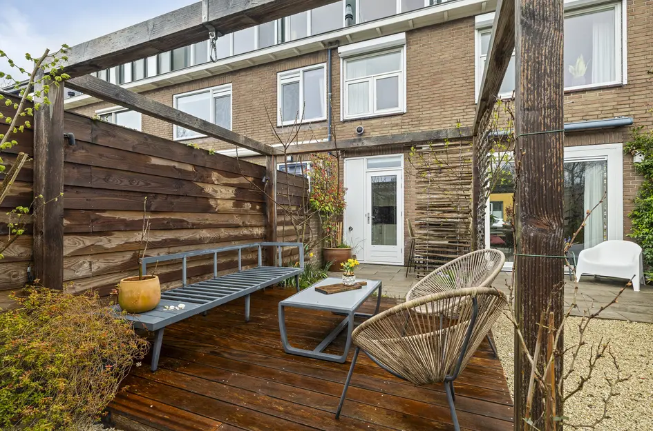 Nicolaas Maesstraat 25