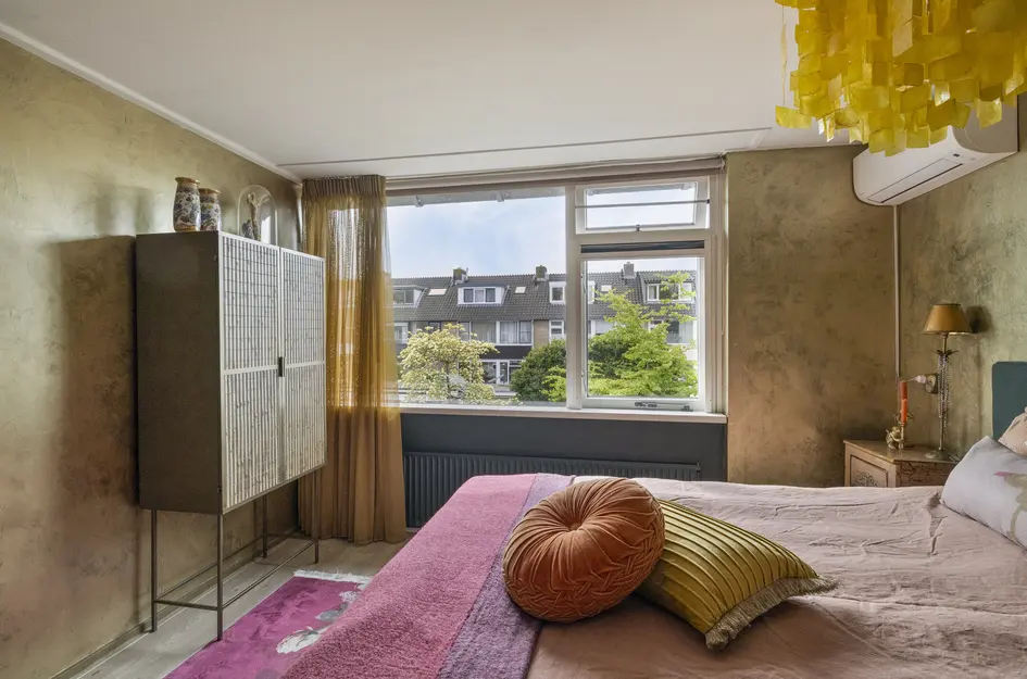 C. van Leeuwenstraat 9