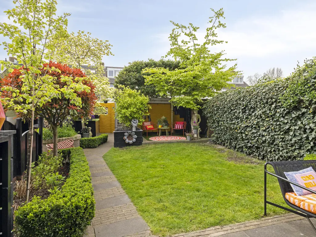 C. van Leeuwenstraat 9, WOERDEN