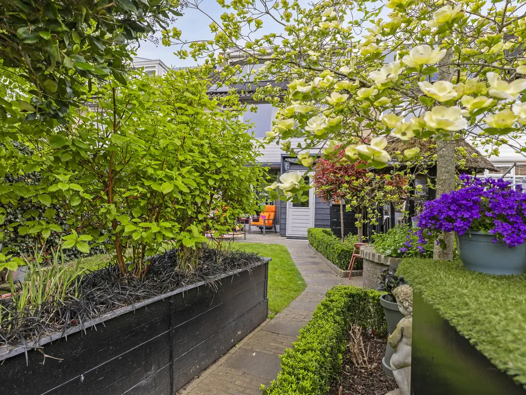 C. van Leeuwenstraat 9, WOERDEN