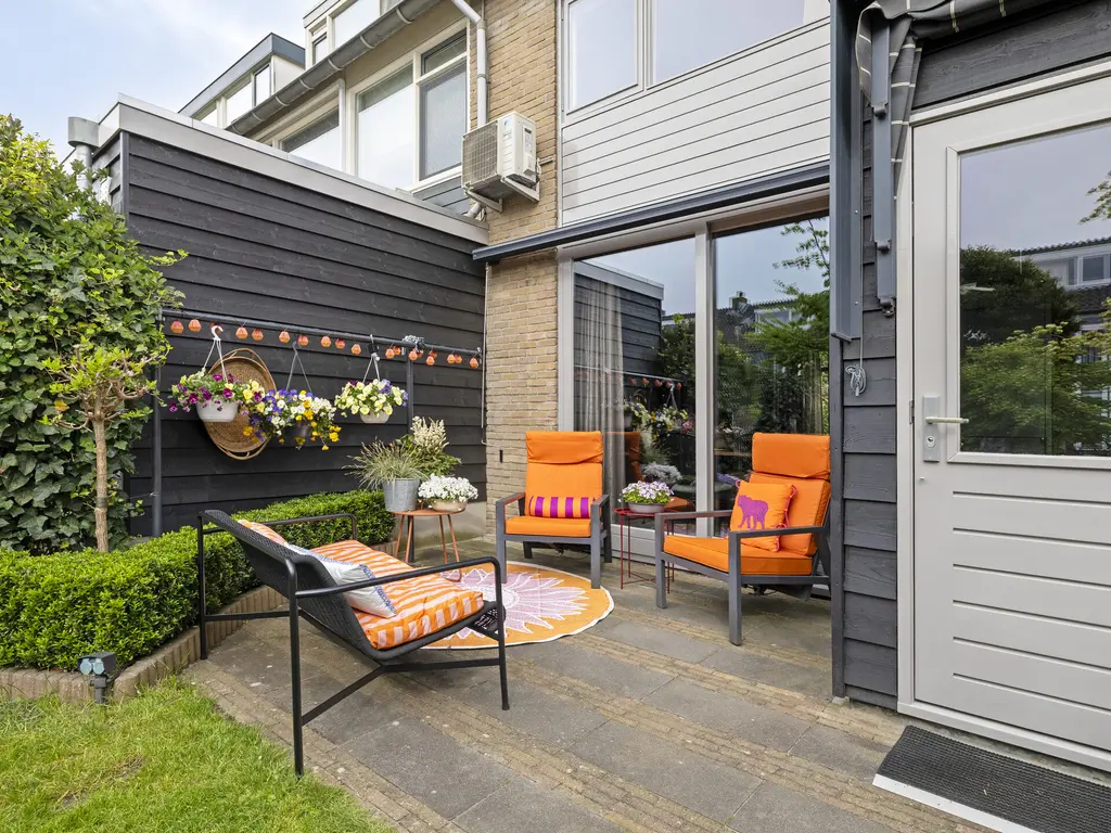 C. van Leeuwenstraat 9, WOERDEN