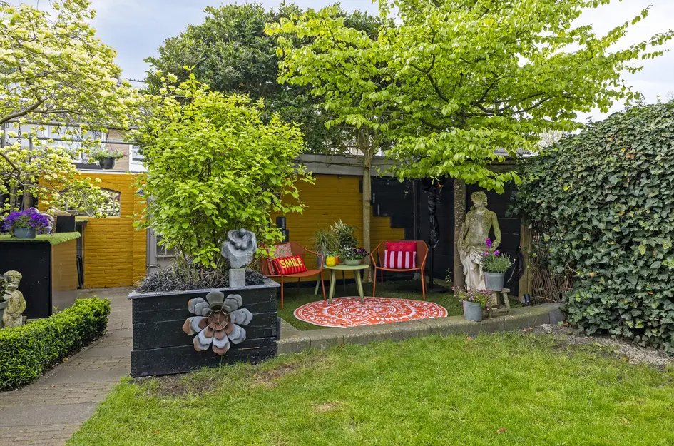 C. van Leeuwenstraat 9