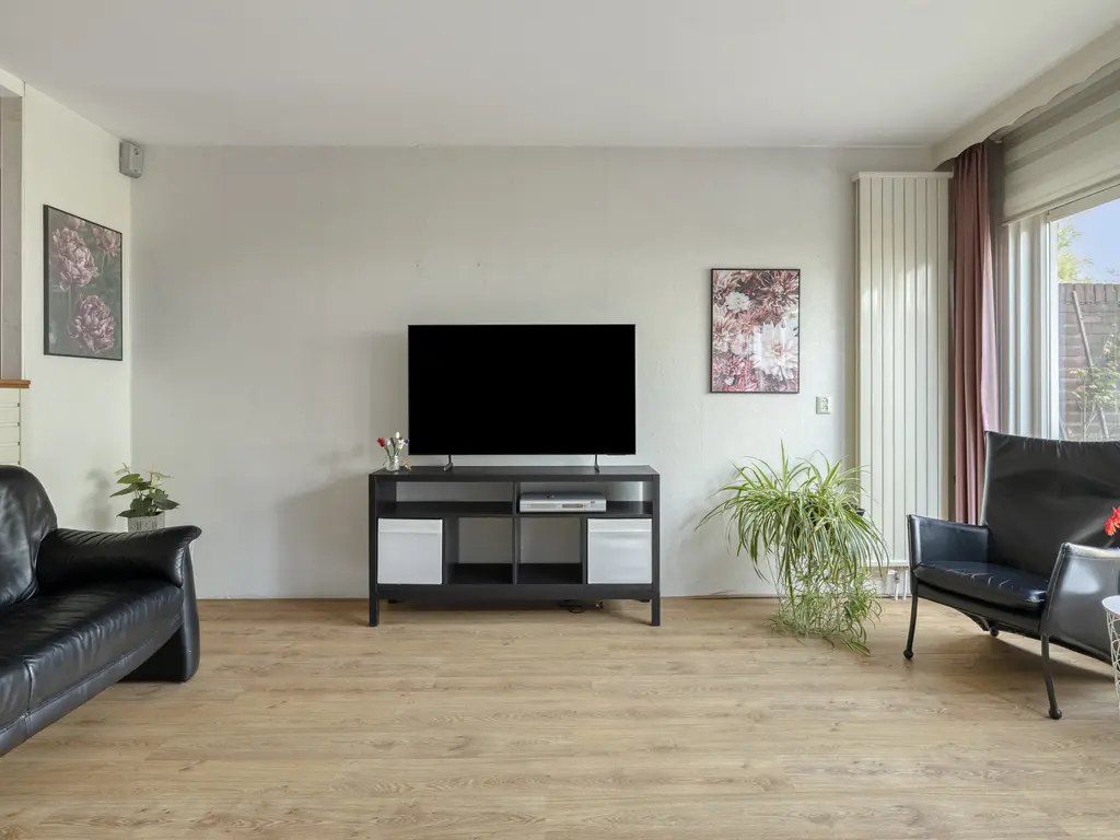 Oostwijk 25, LINSCHOTEN