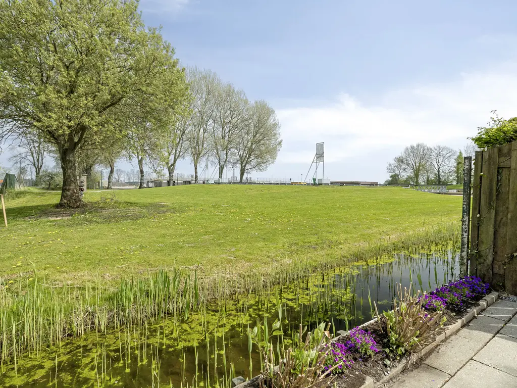 Oostwijk 25, LINSCHOTEN