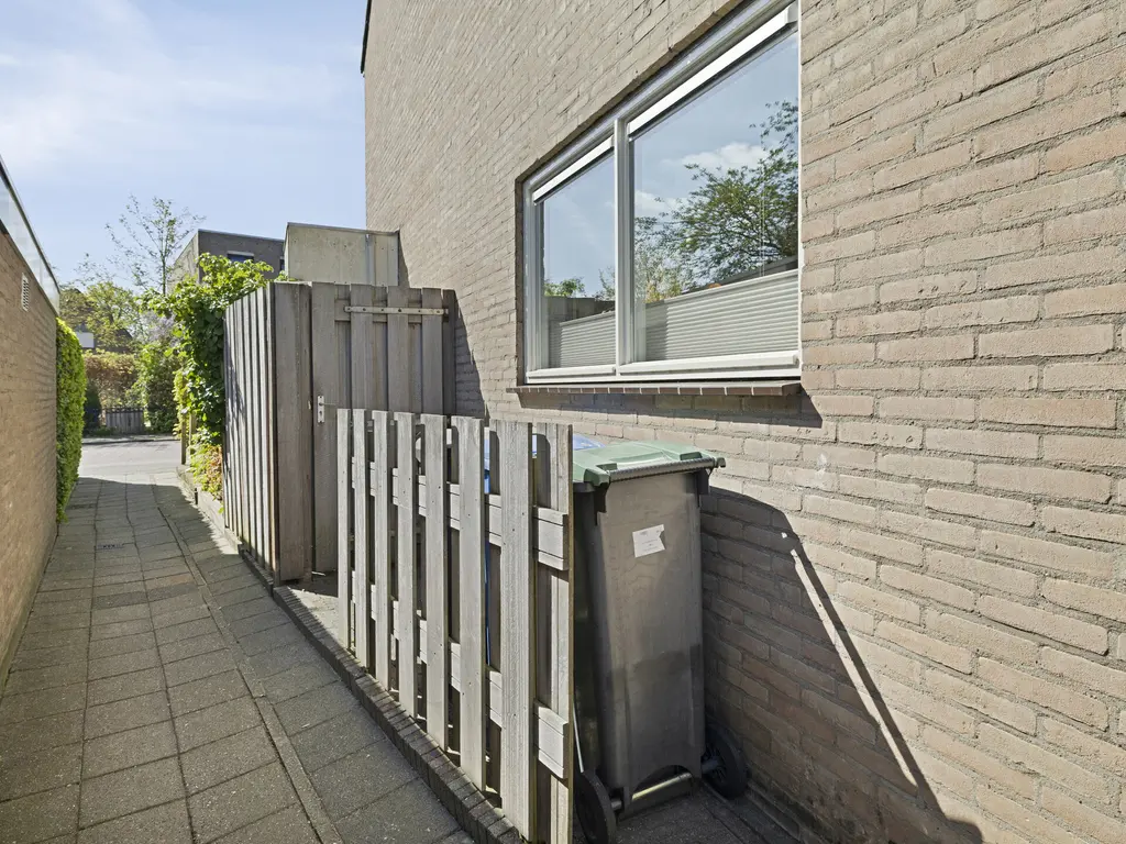 Leidsestraatweg 92, WOERDEN
