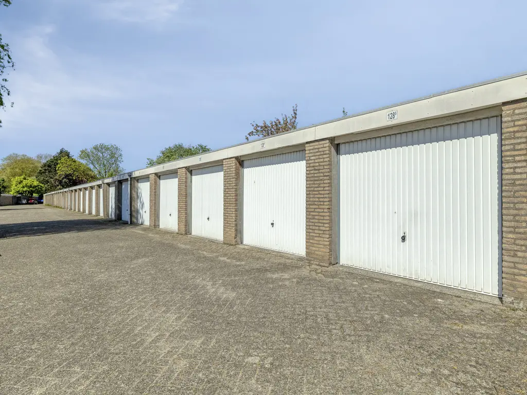 Leidsestraatweg 92, WOERDEN