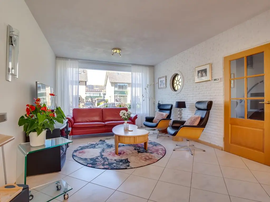Prinses Beatrixstraat 27, ZEGVELD
