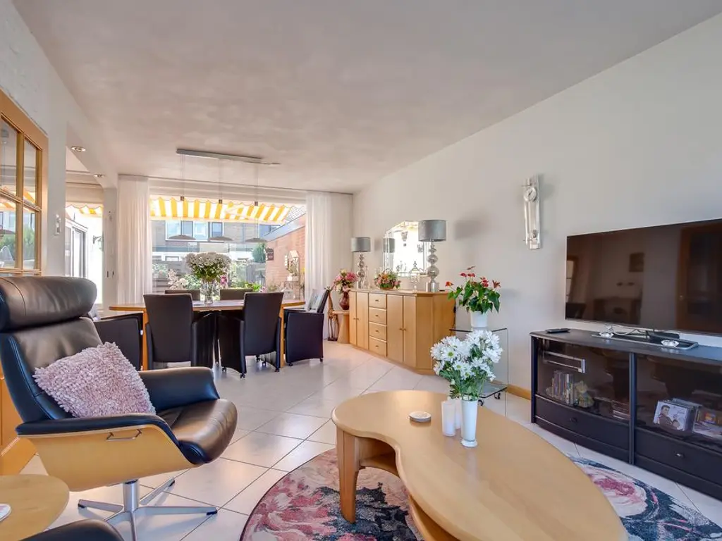 Prinses Beatrixstraat 27, ZEGVELD