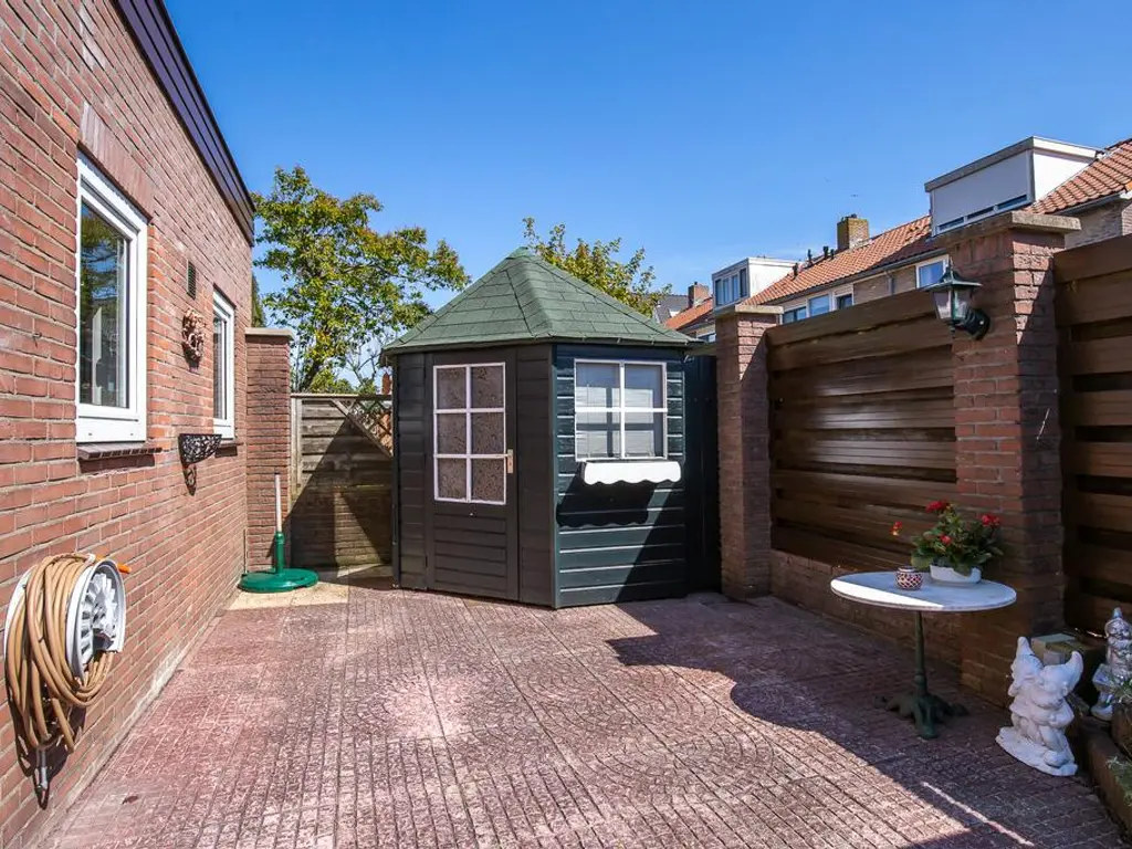 Prinses Beatrixstraat 27, ZEGVELD