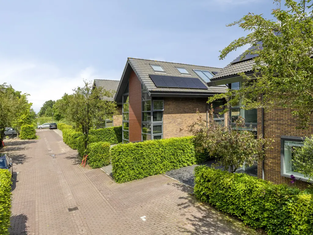 IJsvogel 30, HARMELEN