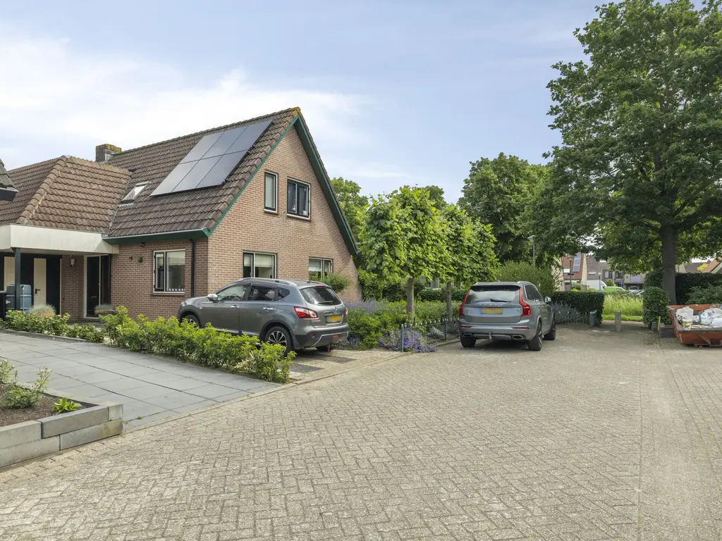 Schokker 7, WOERDEN