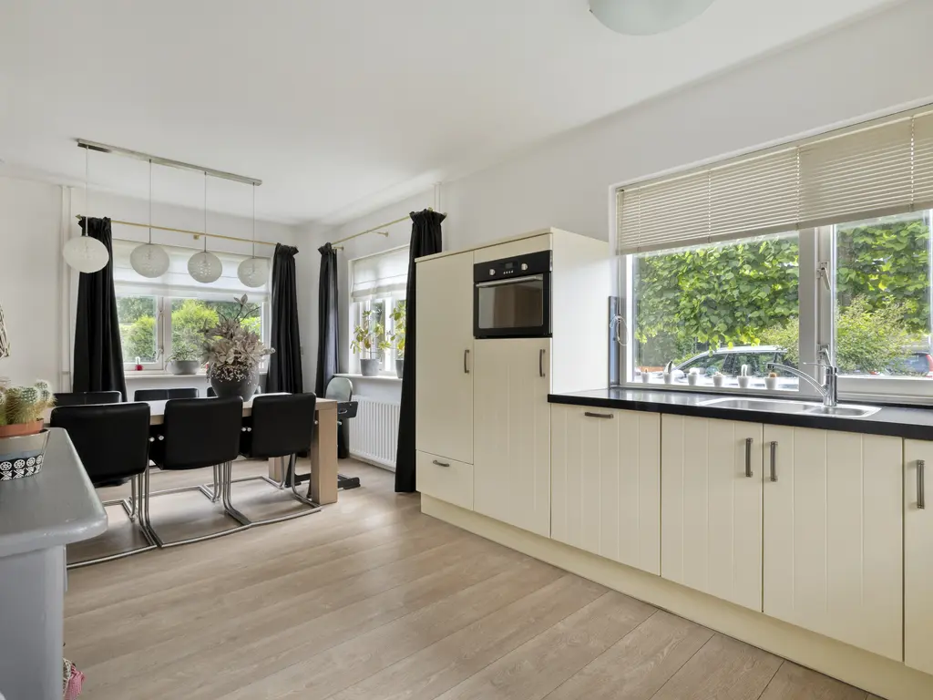 Schokker 7, WOERDEN