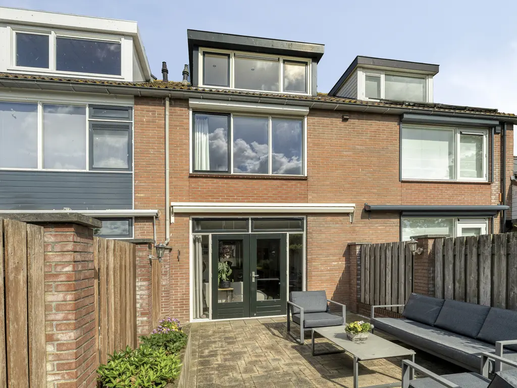 Eikenlaan 79, ZEGVELD