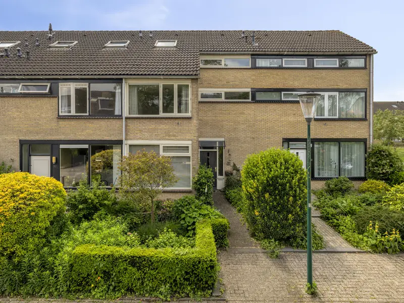 De Ness 31, LINSCHOTEN