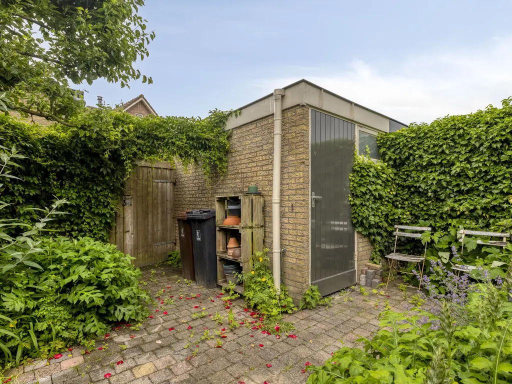 De Ness 31, LINSCHOTEN