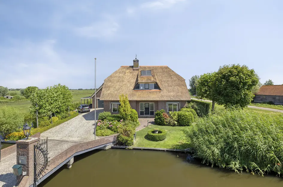 Hoofdweg 102