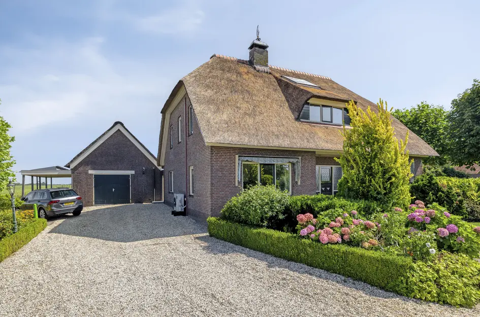 Hoofdweg 102