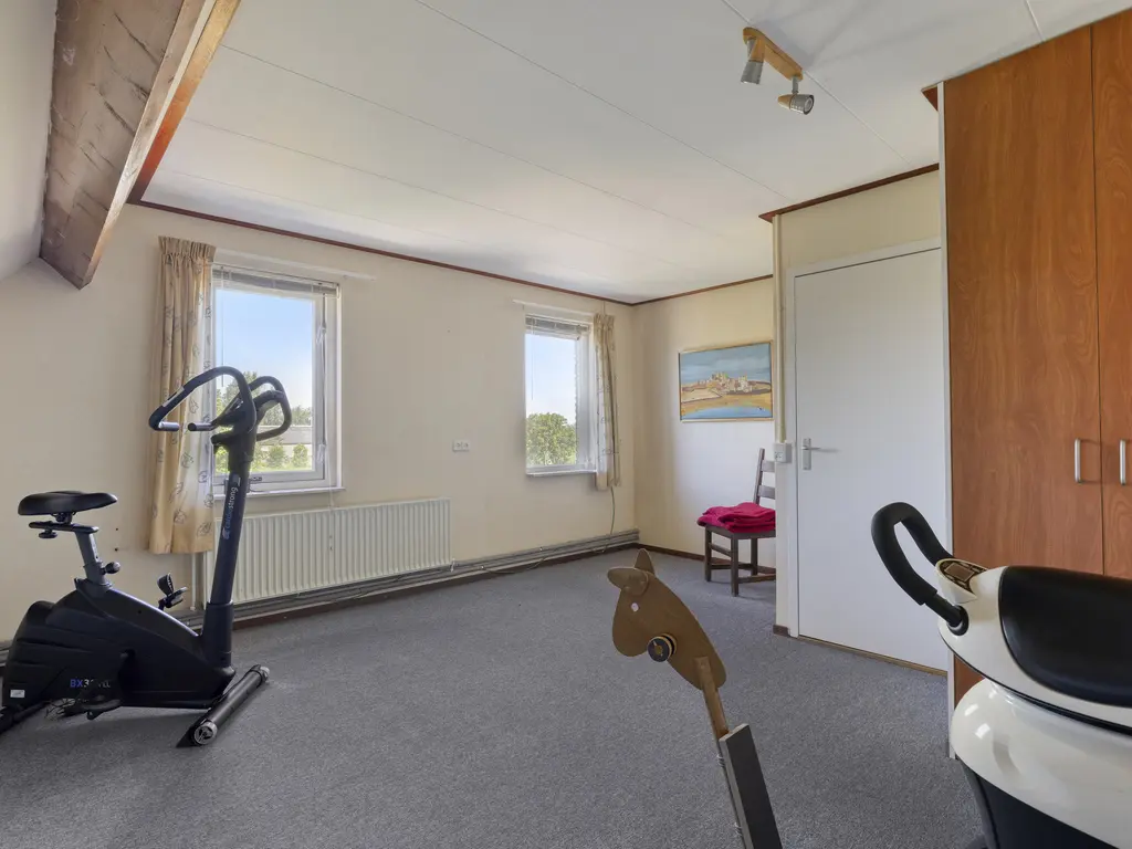 Hoofdweg 102, ZEGVELD