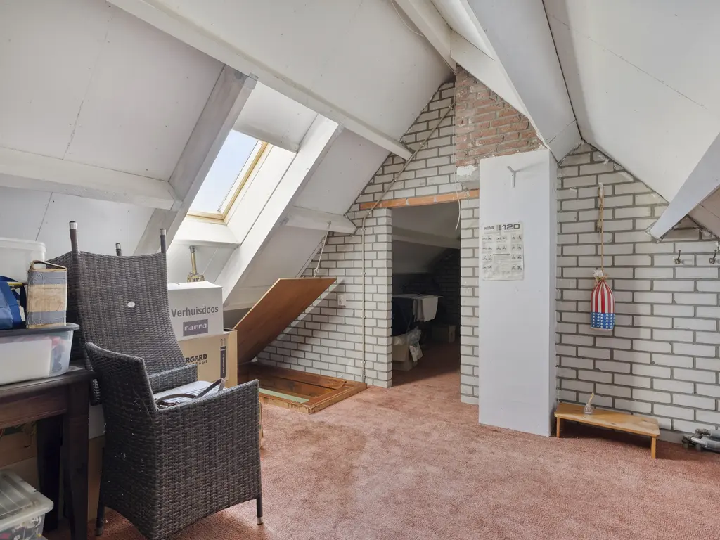 Hoofdweg 102, ZEGVELD