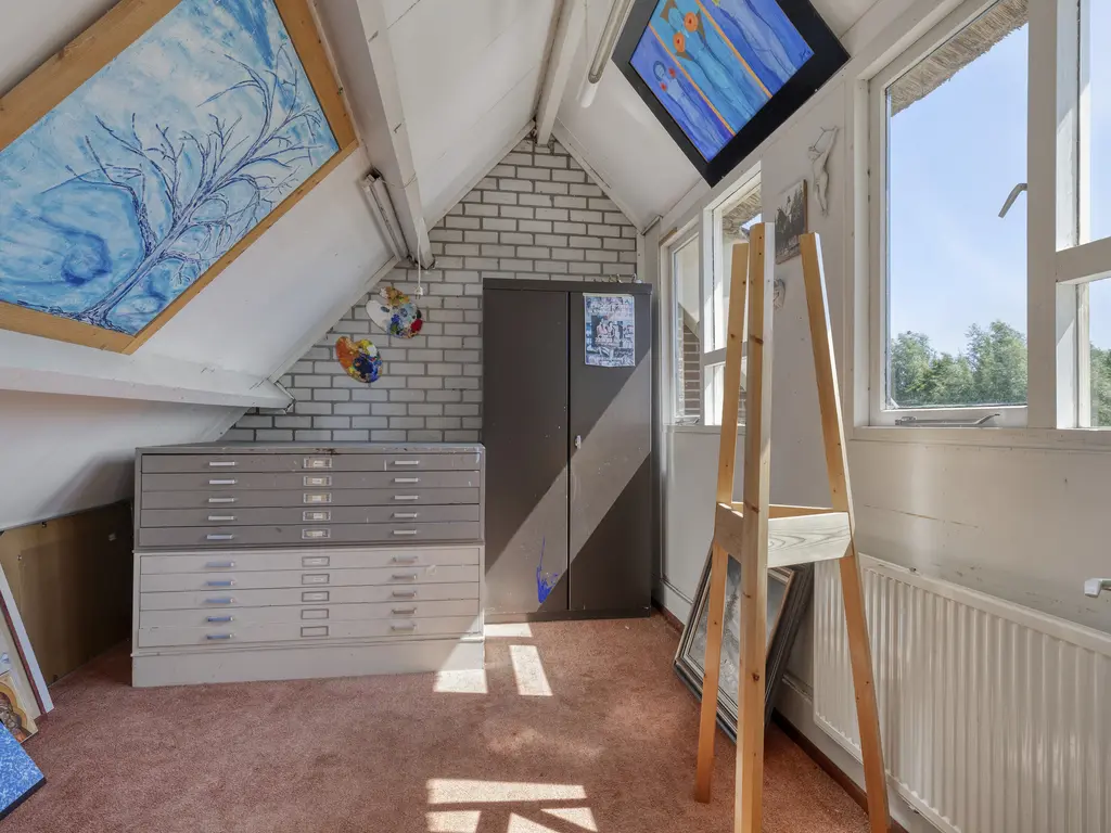 Hoofdweg 102, ZEGVELD