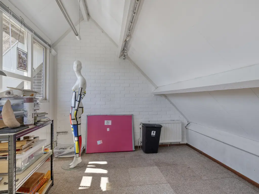 Hoofdweg 102, ZEGVELD