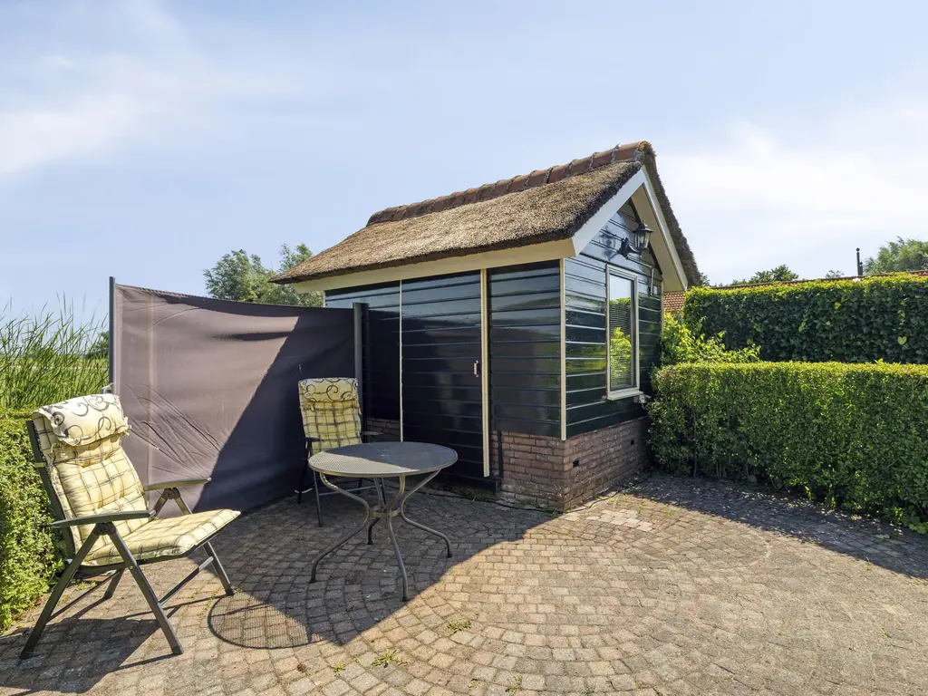 Hoofdweg 102, ZEGVELD