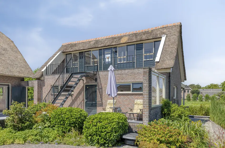 Hoofdweg 102