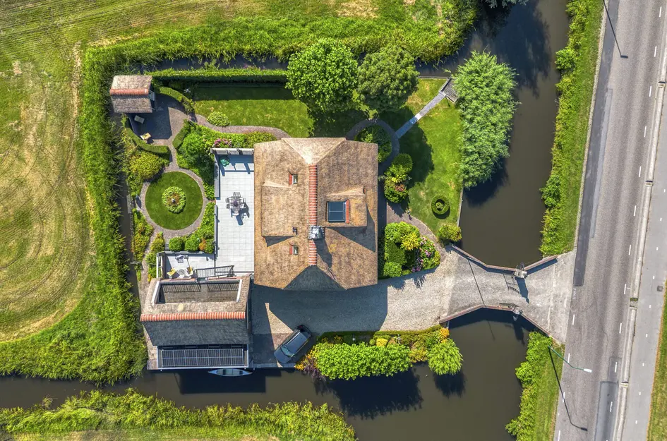 Hoofdweg 102