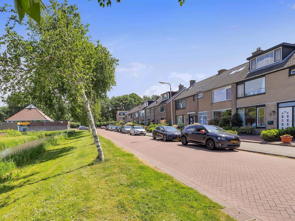 Bloemendaele 17, HEENVLIET