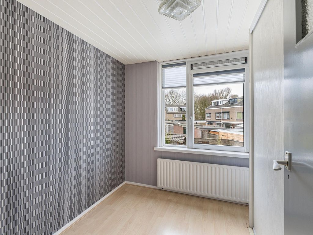 Rivierenlaan 8, ROZENBURG