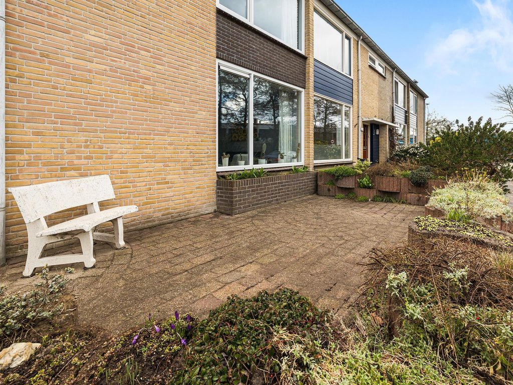 Rivierenlaan 8, ROZENBURG