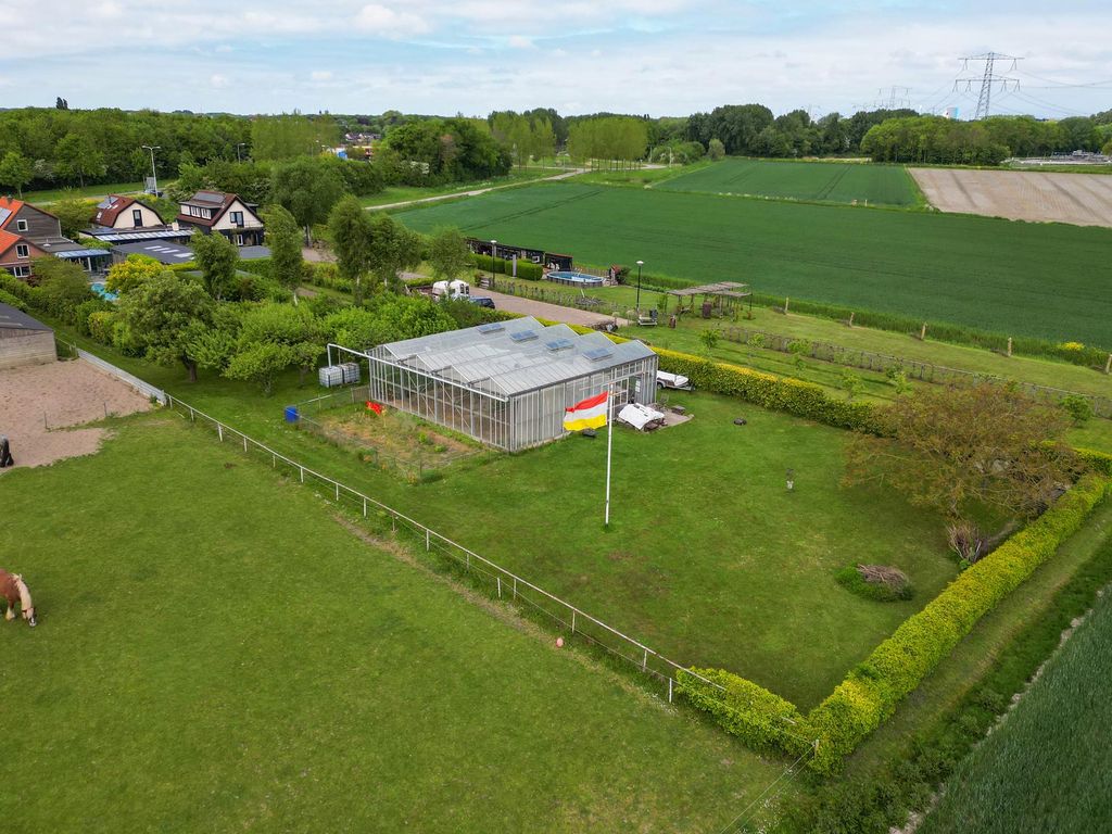 Kleidijk 3, OOSTVOORNE
