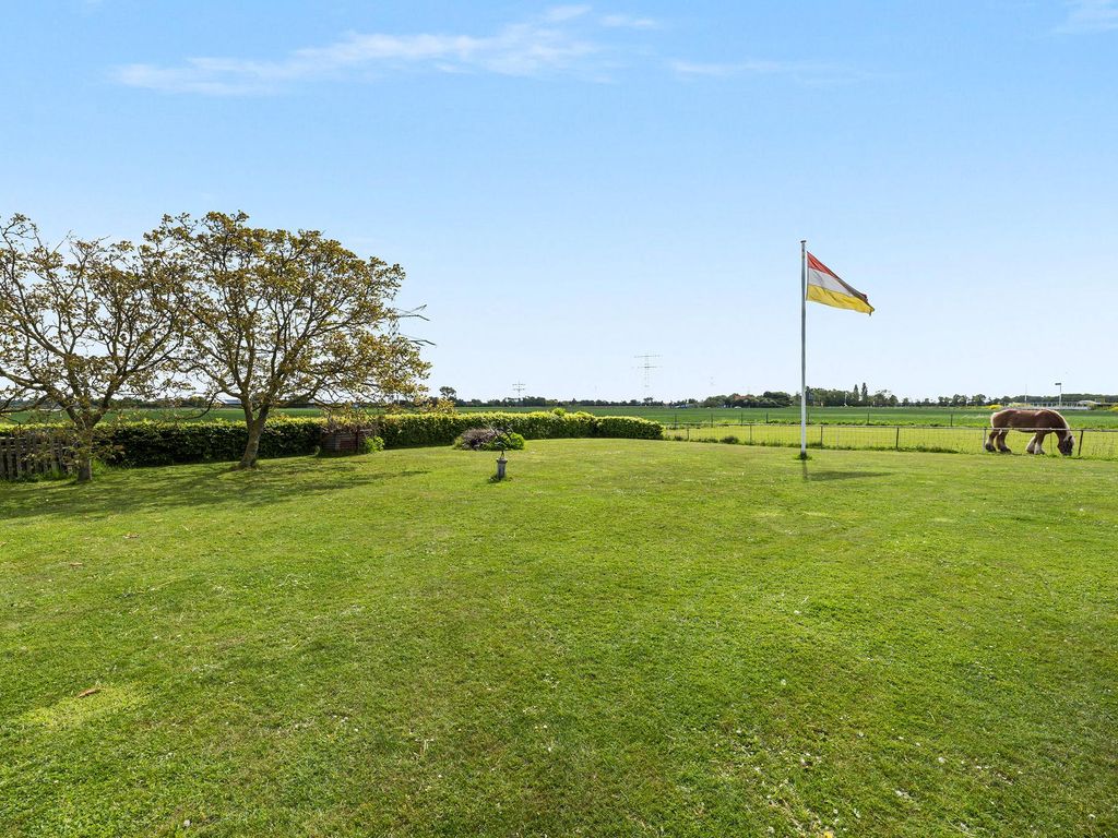Kleidijk 3, OOSTVOORNE