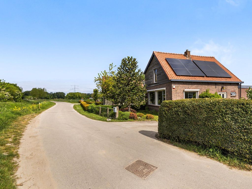Kleidijk 3, OOSTVOORNE