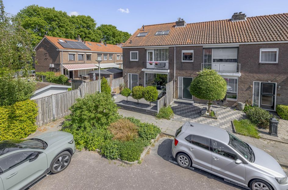 Alexander Verhuellstraat 83