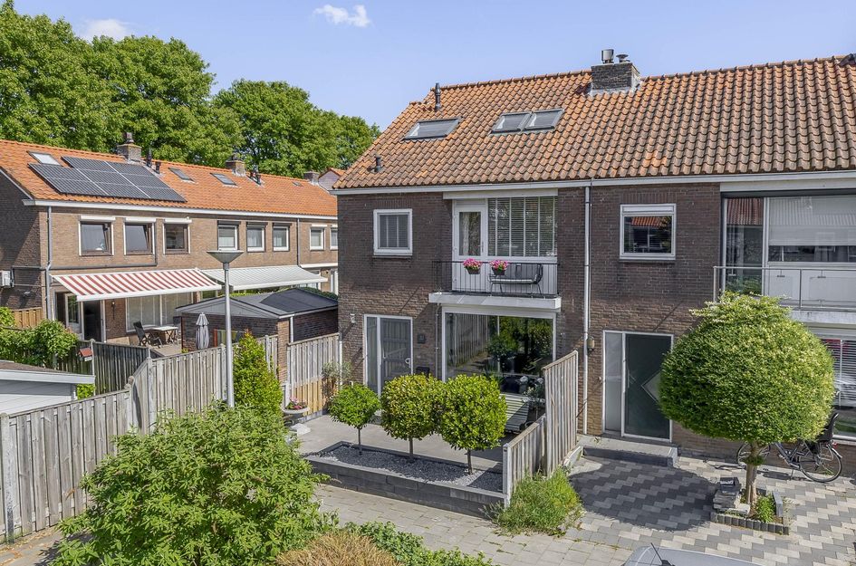 Alexander Verhuellstraat 83