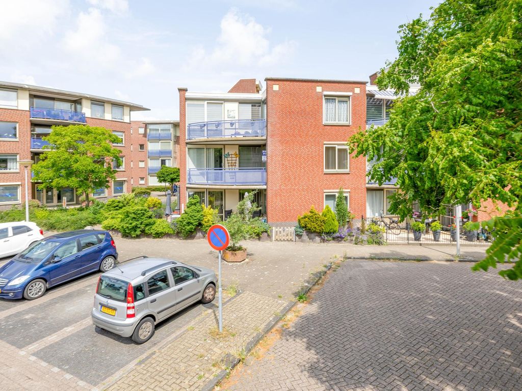 Muiderslotpad 56, Hellevoetsluis