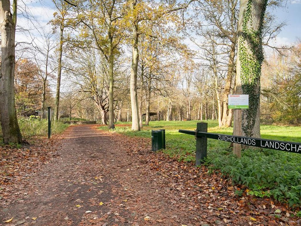 Lijsterbeslaan 10, OOSTVOORNE