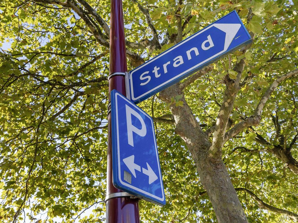 Lijsterbeslaan 10, OOSTVOORNE