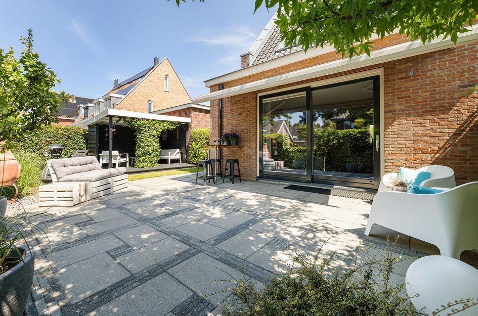 Staaldiep 4